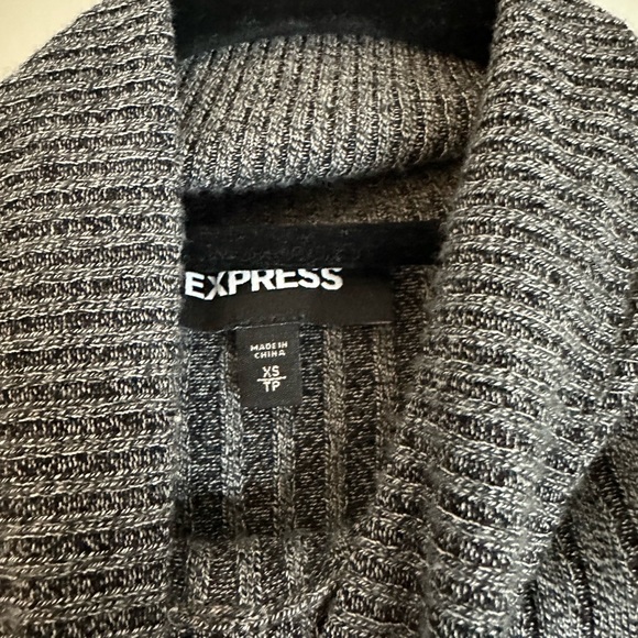 Express Ribbed Turtleneck Sweater - Picture 3 of 3